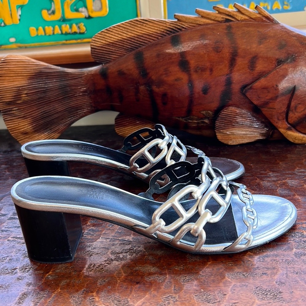 HERMES Metallic Calfskin Tandem Sandals Luxury Size 37 - Picture 10 of 16